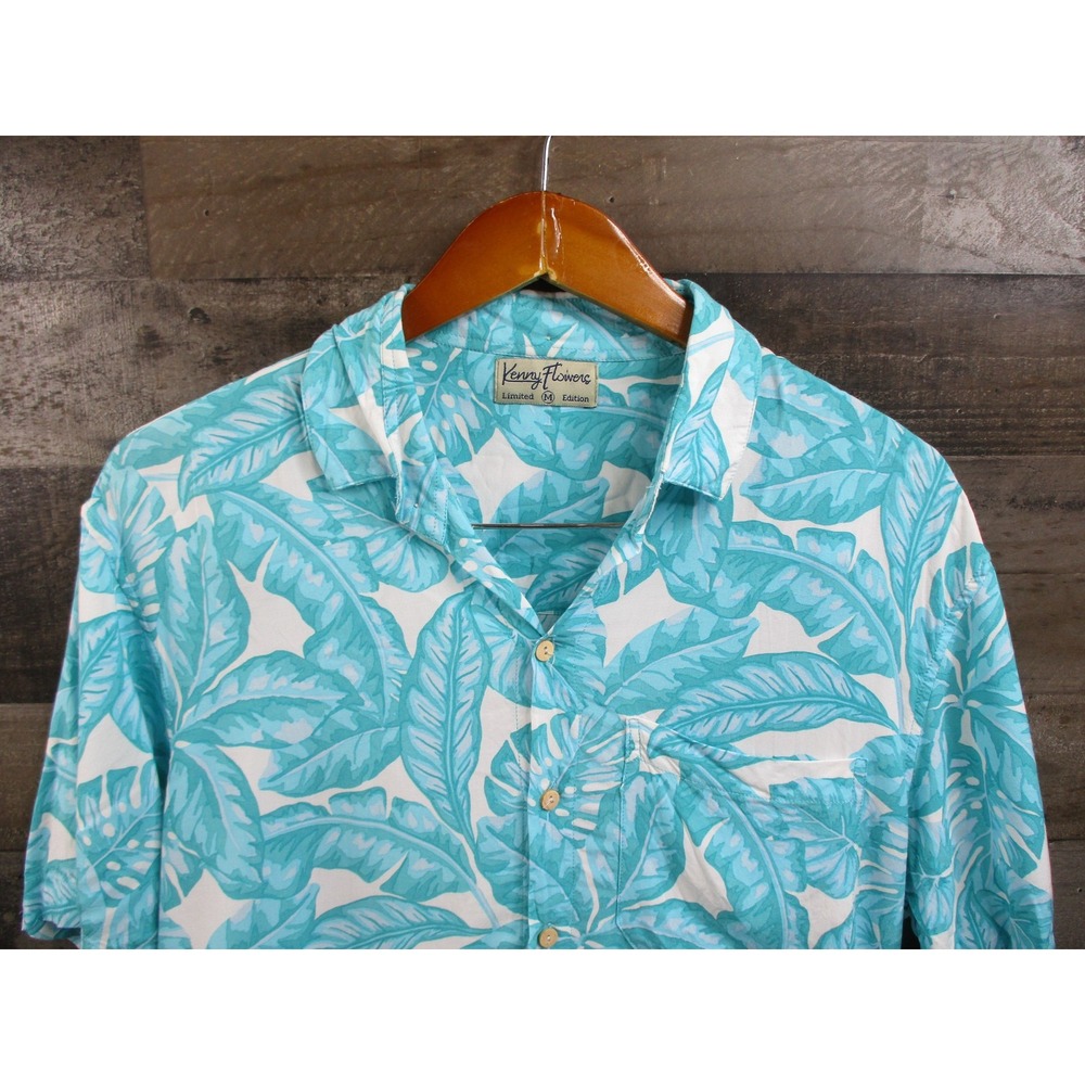 Kenny Flowers Shirt Mens Medium Blue Floral Button Up Hawaiian Tropical Rayon
